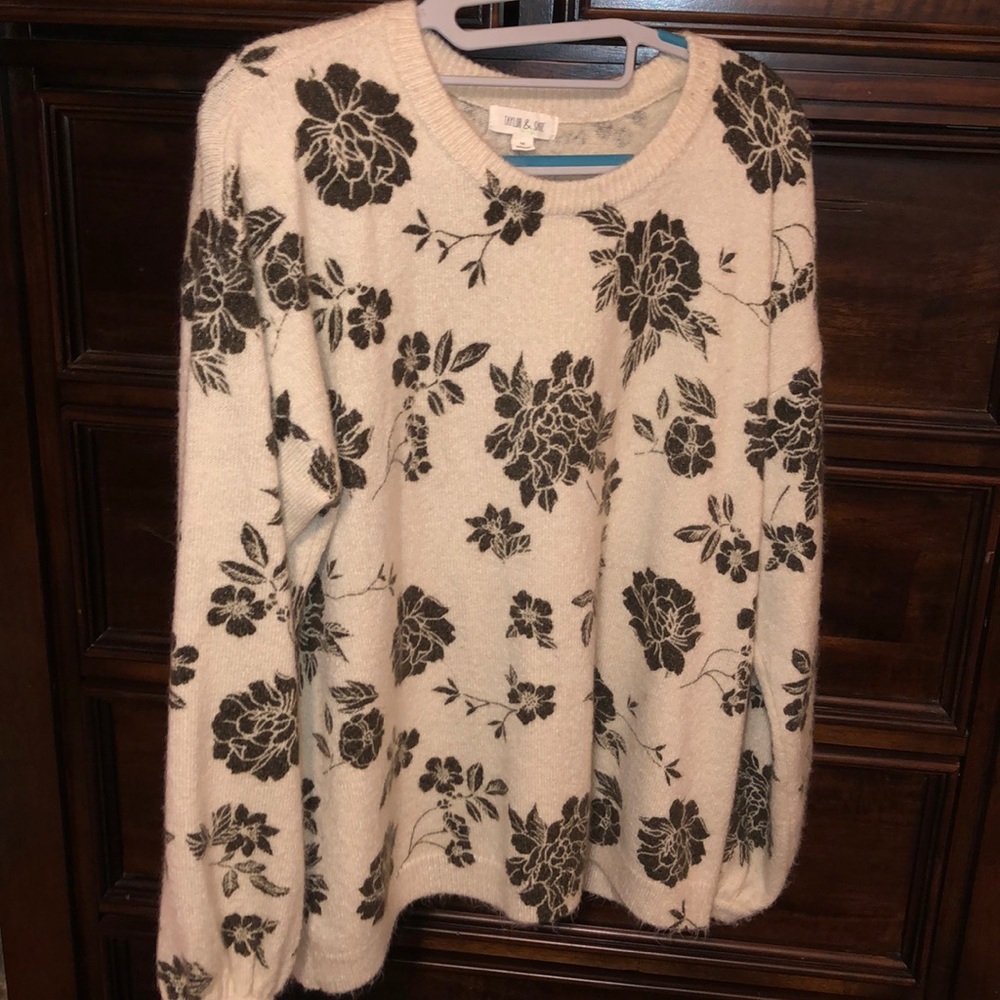 Slight crop sweater